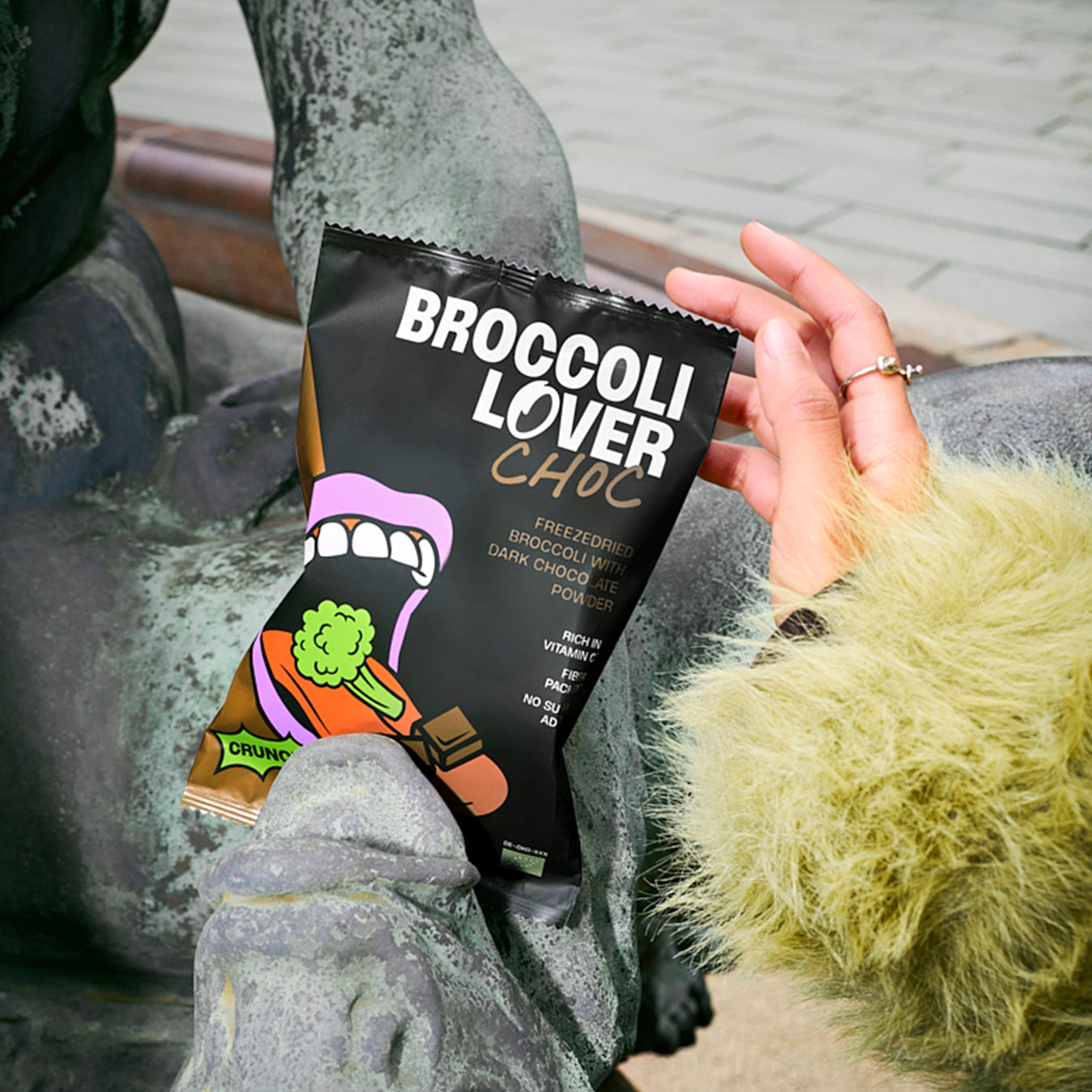 BUNDLE DEAL 2 TRAYS Broccoli Lover Choc, Tray (18x Snack bags)